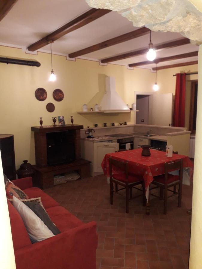 Relax Nel Tufo Apartment Pitigliano Exterior photo